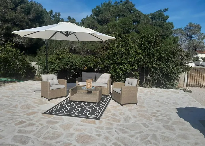 Caliente Apartments Vir B