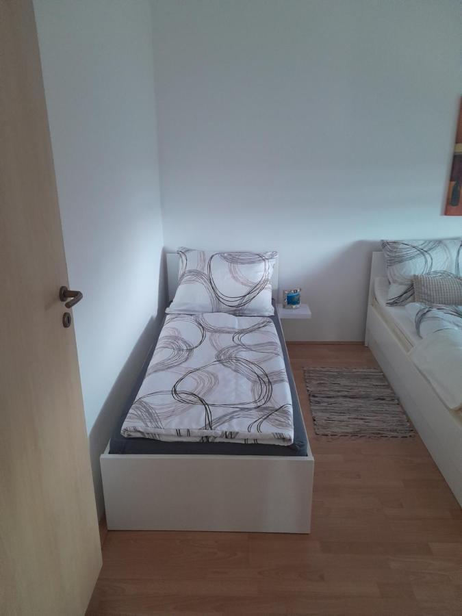 Caliente B Apartment Vir